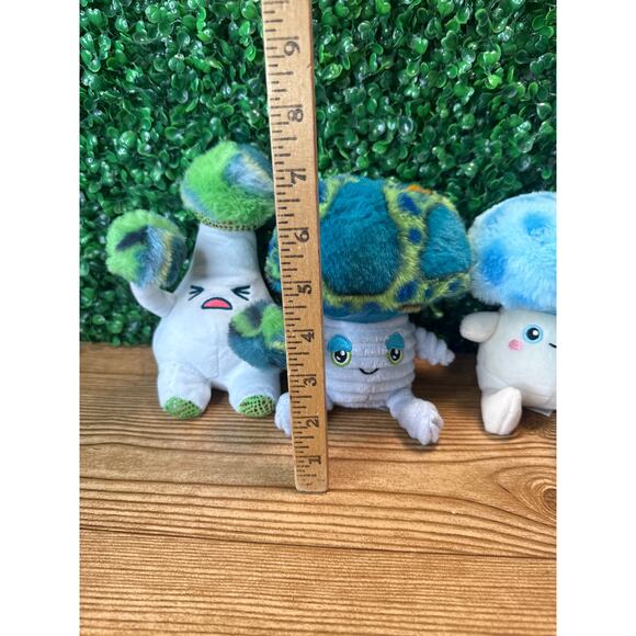 Huge Bundle of 7 Living On The Veg Plush Mushroom Plush Series 1 - Picture 2 of 11